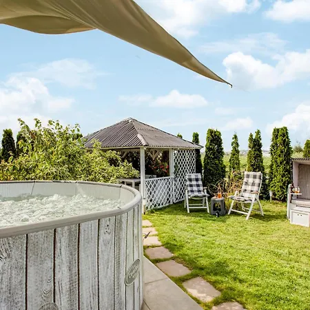 3 Bedroom Lovely In