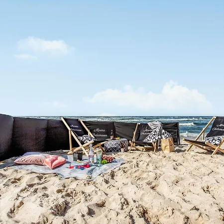 3 Bedroom Gorgeous In * Podamirowo