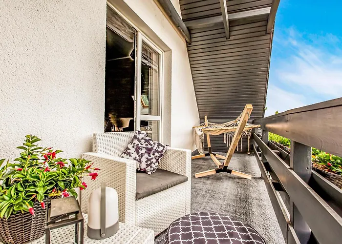 3 Bedroom Gorgeous In * Podamirowo